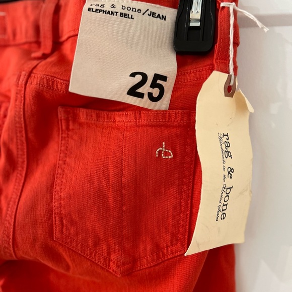Rag & Bone Elephant Bell Red Jeans, NWT Size 25 - Picture 7 of 7